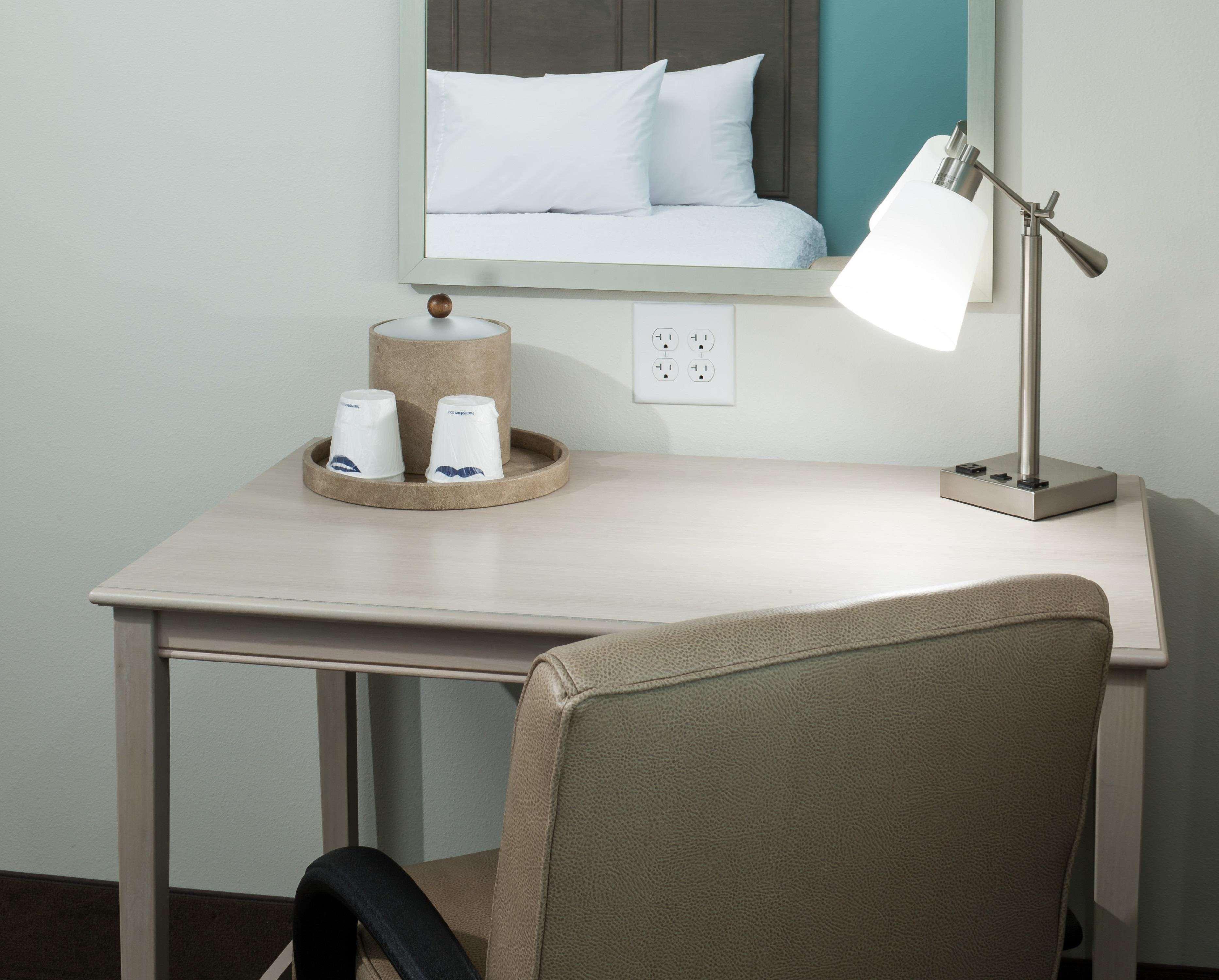 Hampton Inn & Suites By Hilton Carolina Beach Oceanfront Bagian luar foto