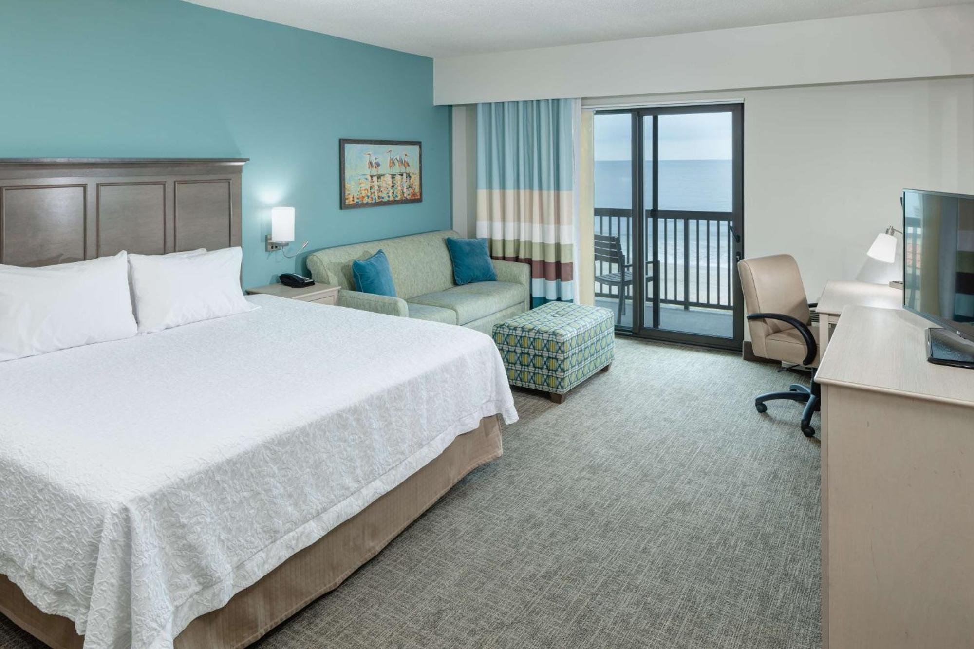 Hampton Inn & Suites By Hilton Carolina Beach Oceanfront Bagian luar foto