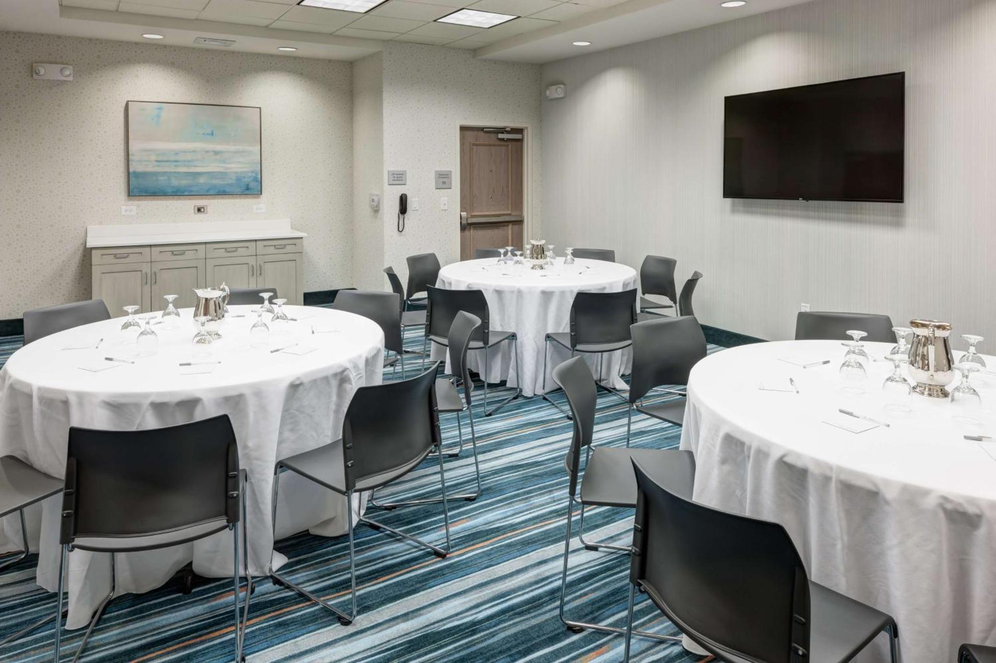 Hampton Inn & Suites By Hilton Carolina Beach Oceanfront Bagian luar foto