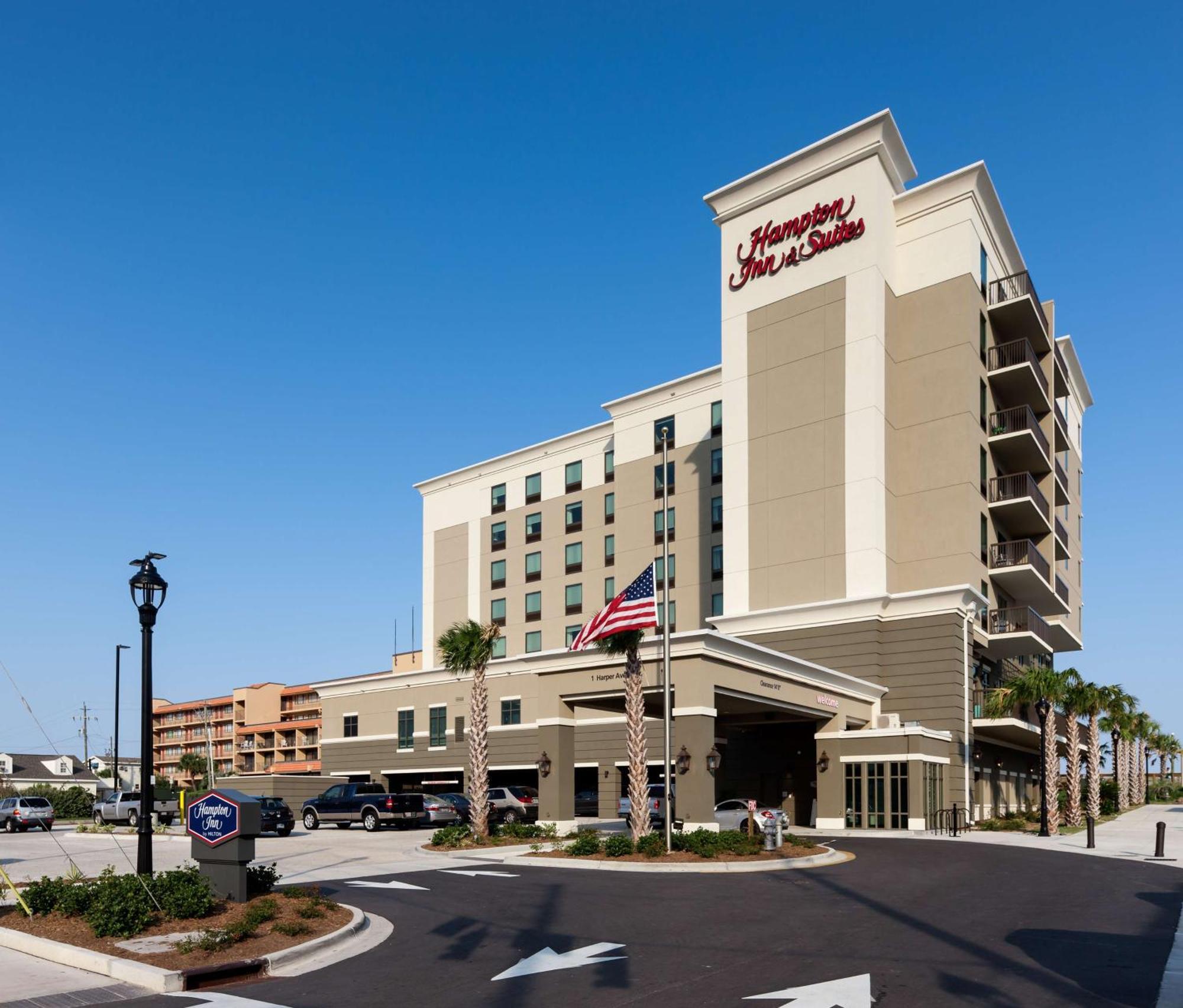 Hampton Inn & Suites By Hilton Carolina Beach Oceanfront Bagian luar foto