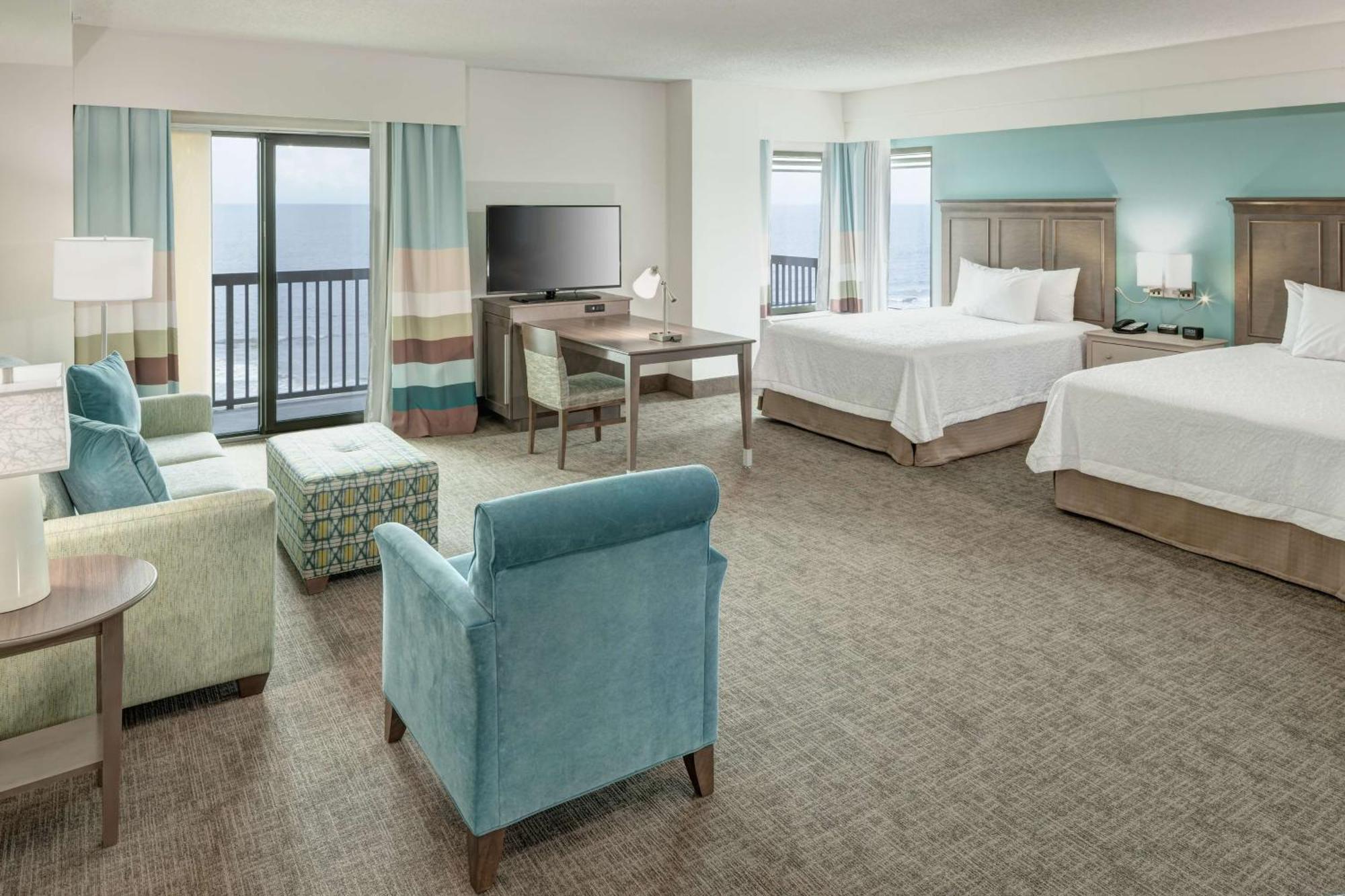 Hampton Inn & Suites By Hilton Carolina Beach Oceanfront Bagian luar foto